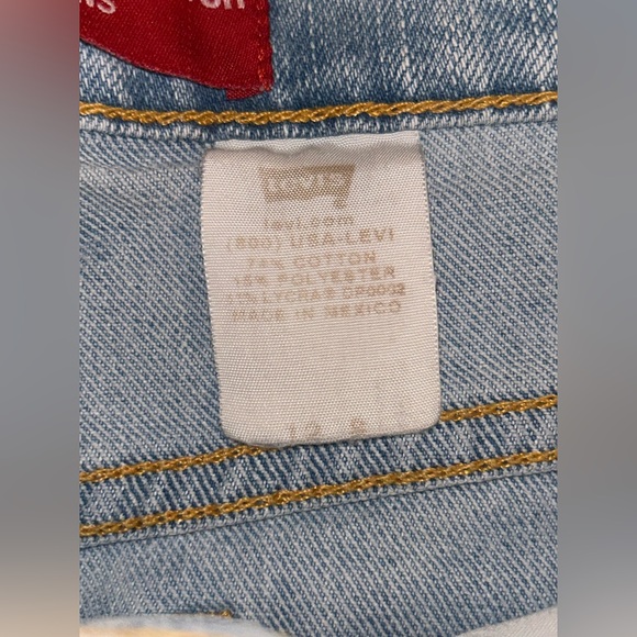 Levi’s vintage classic slim stretch 512 jeans in a light wash - Picture 5 of 6